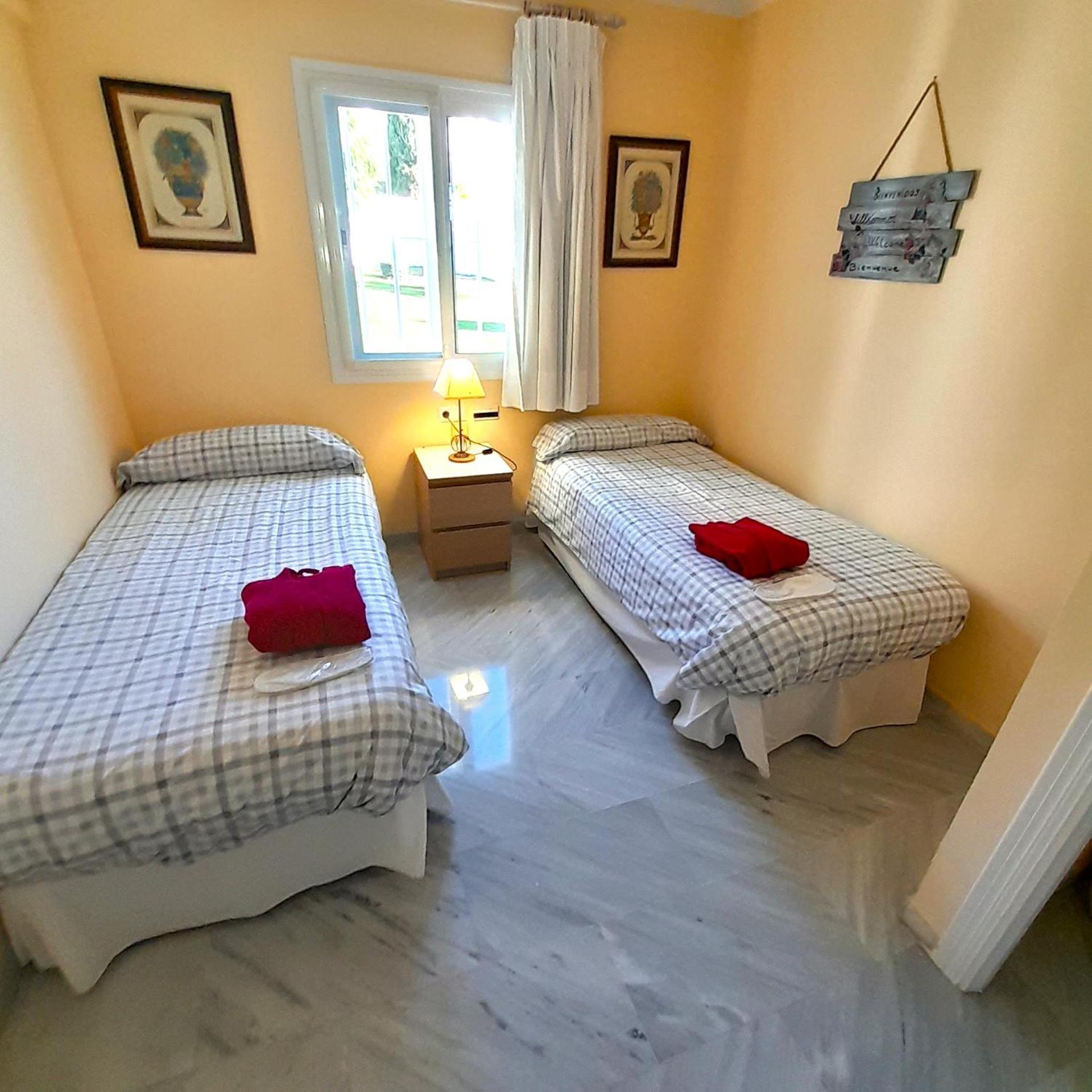 Villa Angie Нерха Екстериор снимка
