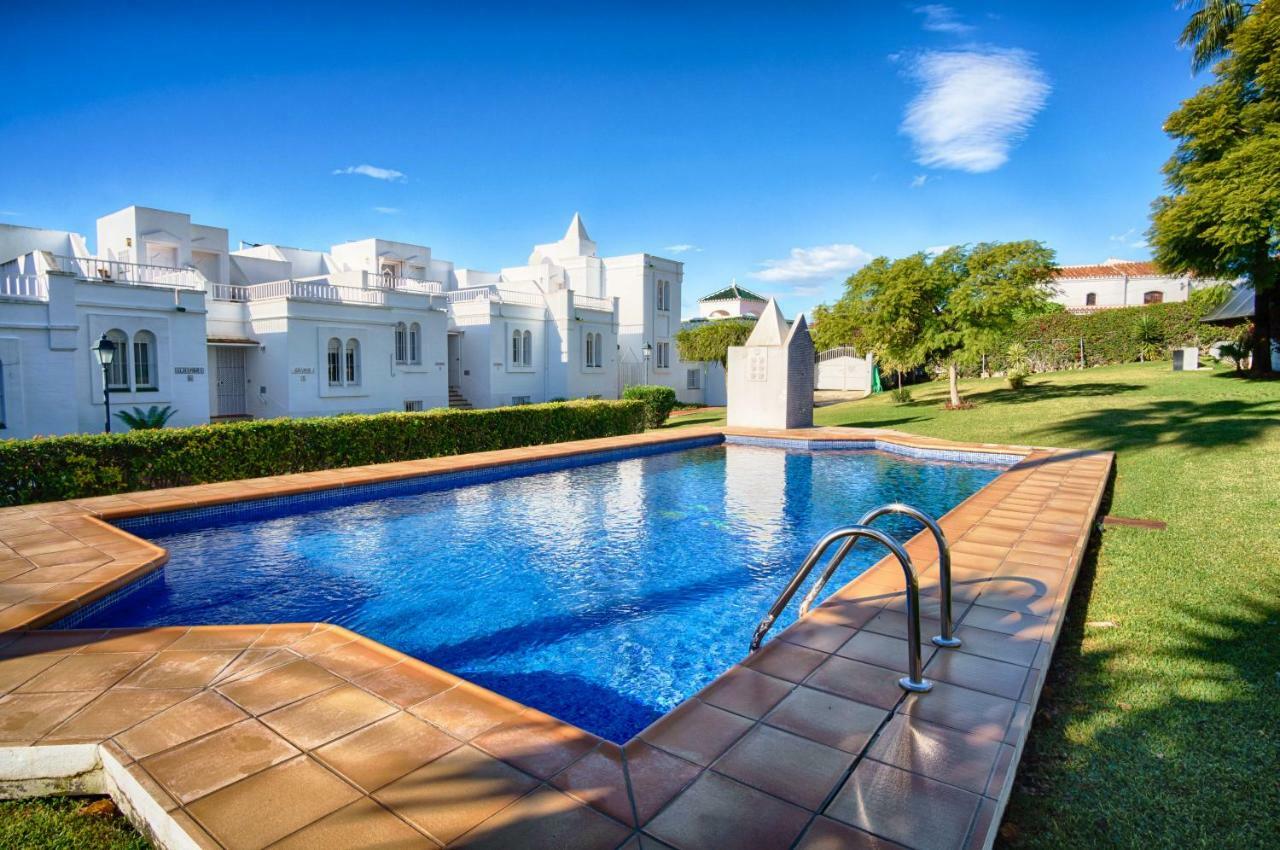 Villa Angie Нерха Екстериор снимка